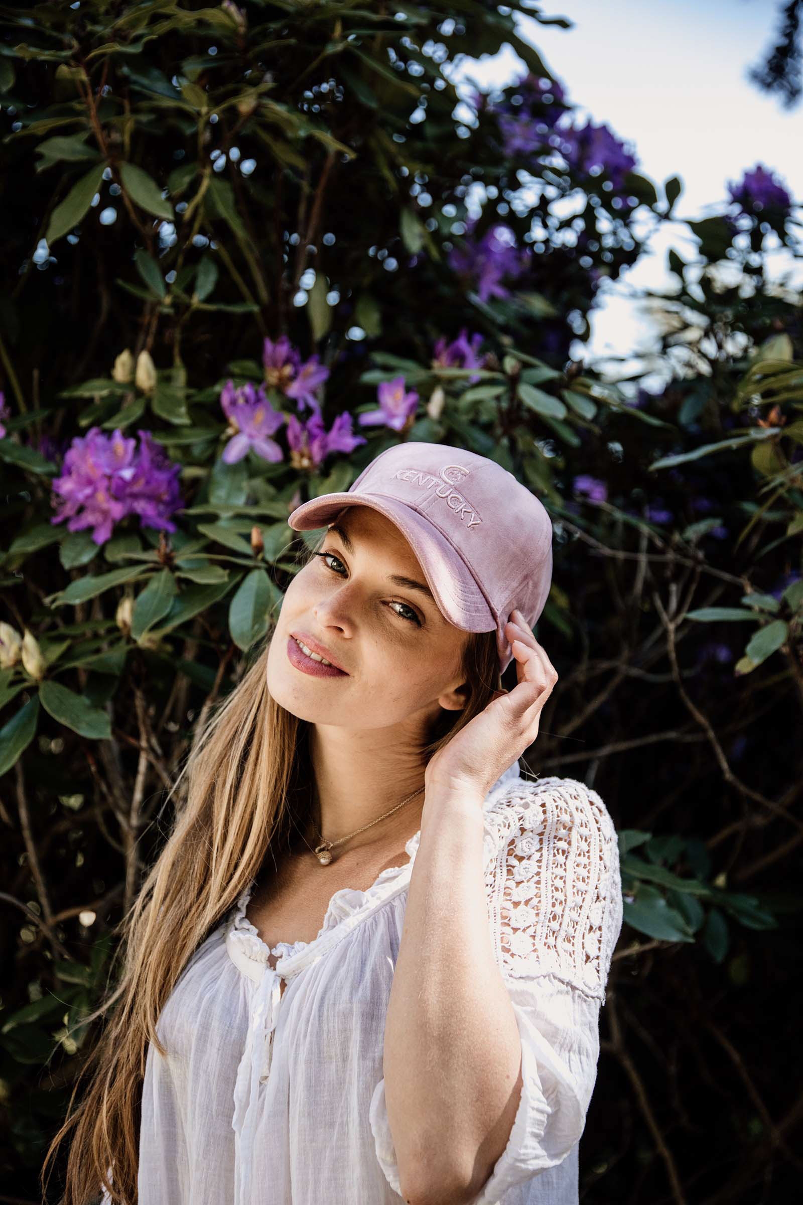 Raspberry Pink Kentucky Horsewear Velvet Kasket