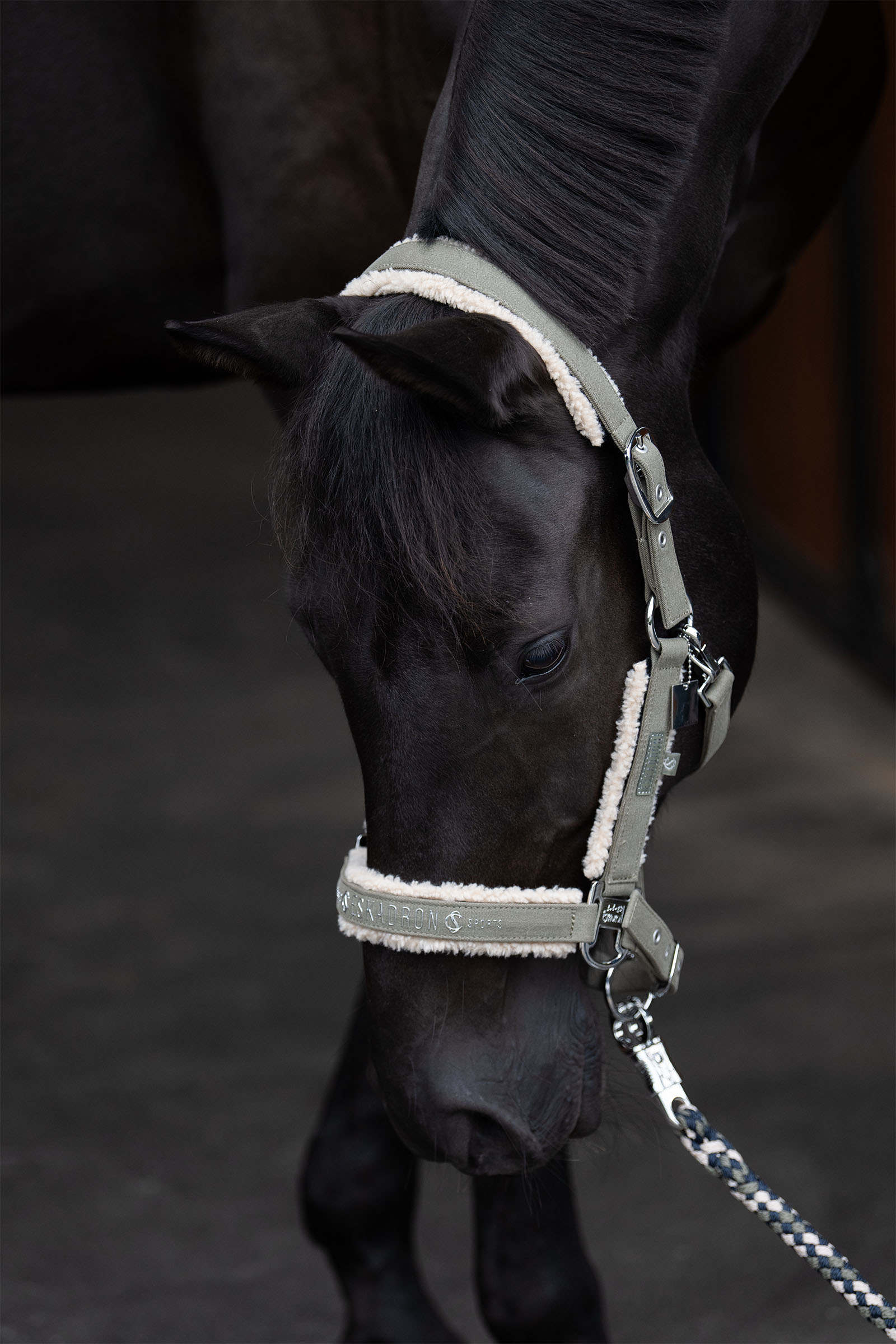 Eskadron Classic Sports SS25 Denim dobbeltsp&aelig;nde grime med teddyfleece