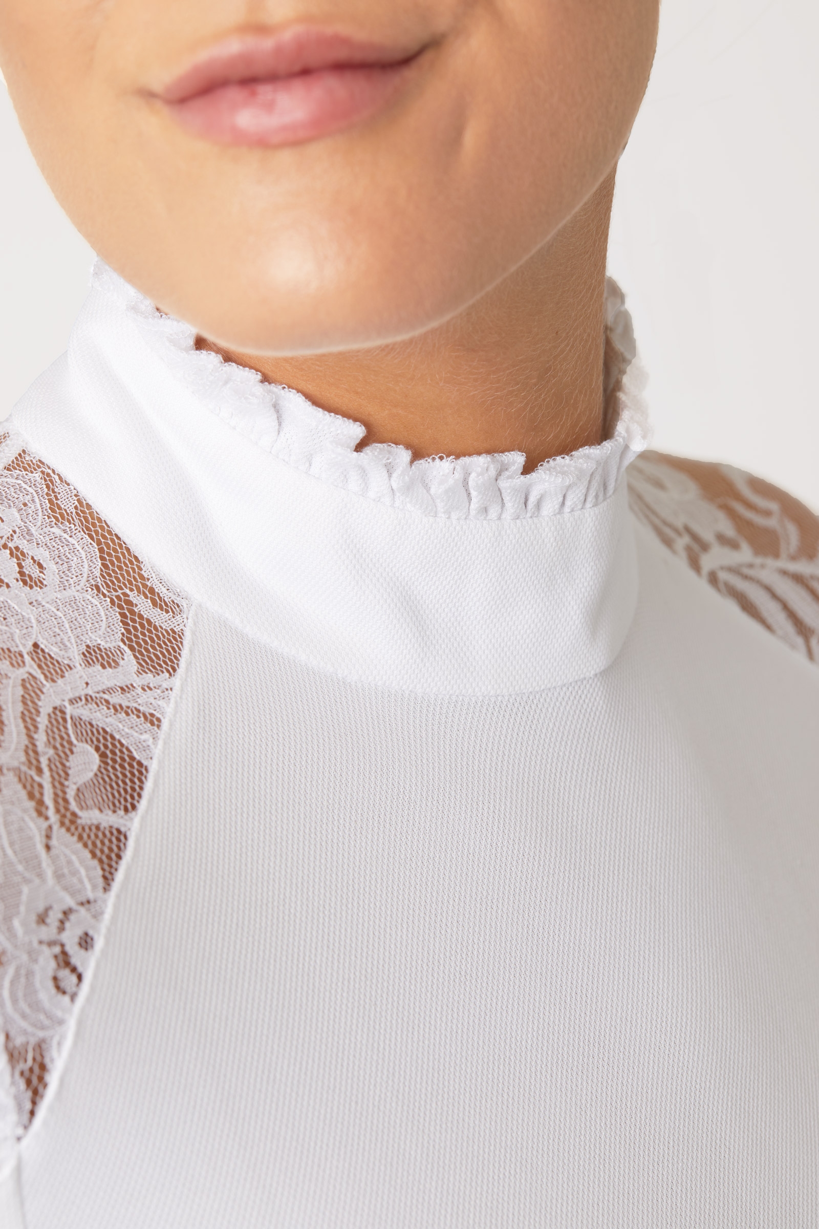 Horze Sylvie langærmet stævnebluse med blonde, damemodel