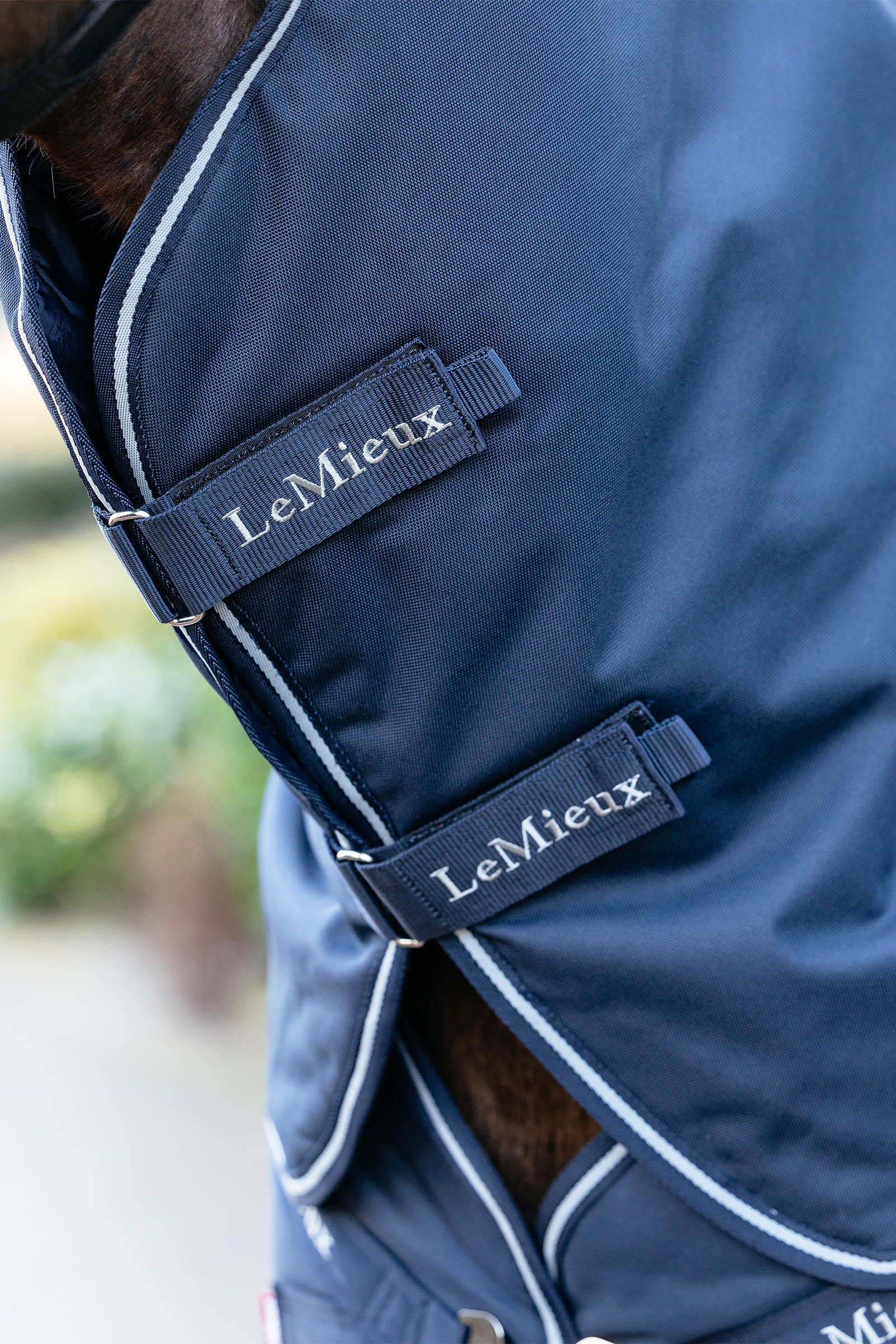 LeMieux Arika Storm-Tek deka s odn&iacute;mateln&yacute;m krčn&iacute;m d&iacute;lem, 200 g