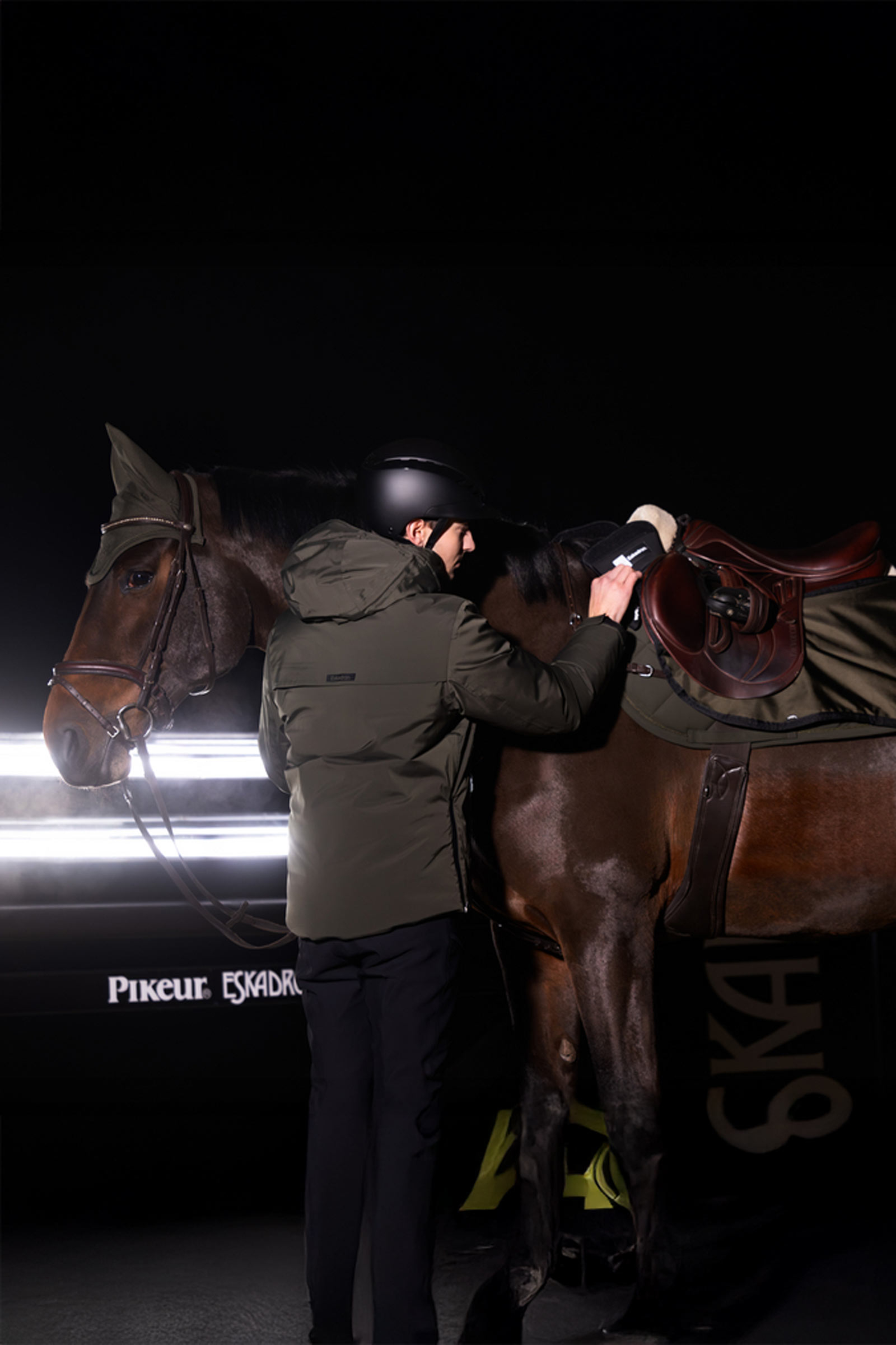 Eskadron Dynamics AW25 bomuldstræningstæppe, 50 g