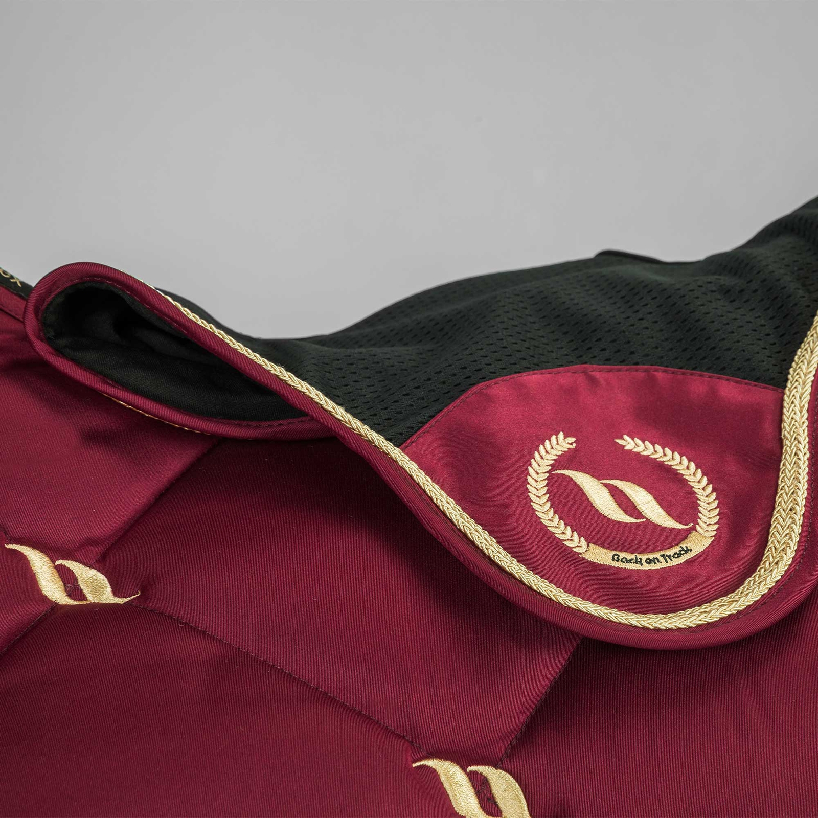 Back on Track Nights Collection Fluehætte med Welltex®