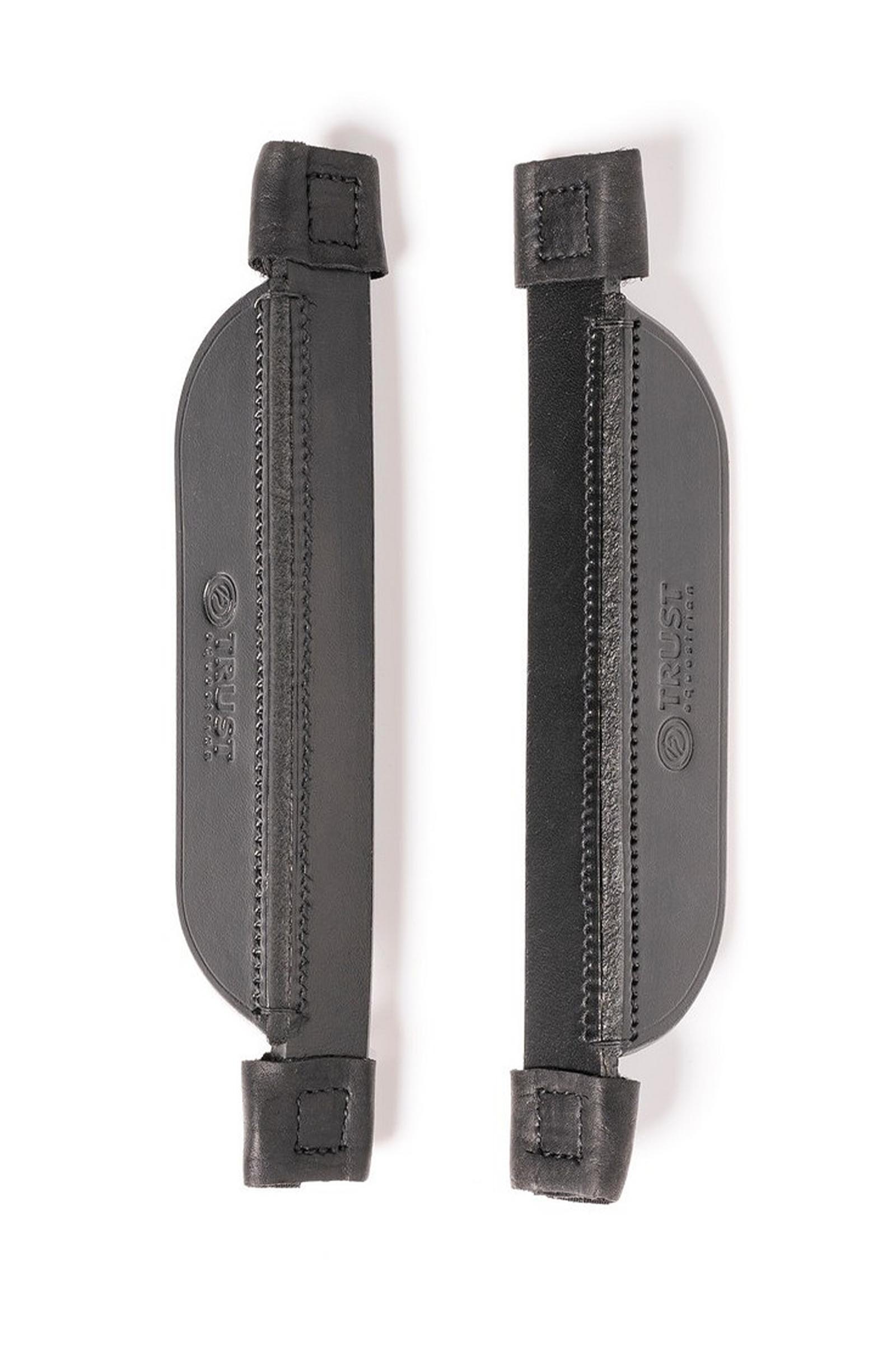 Trust Equestrian Blinkers