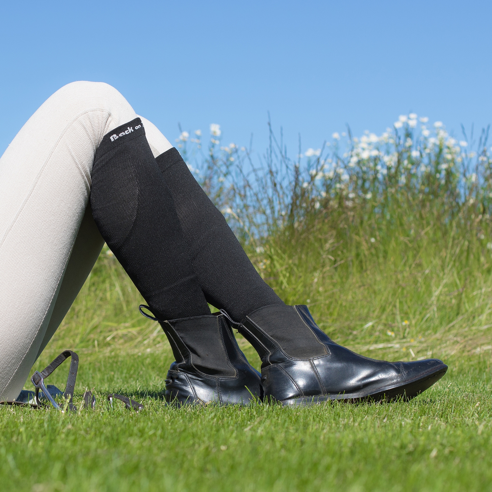 Back on Track Nikki str&oslash;mpe, bred l&aelig;g