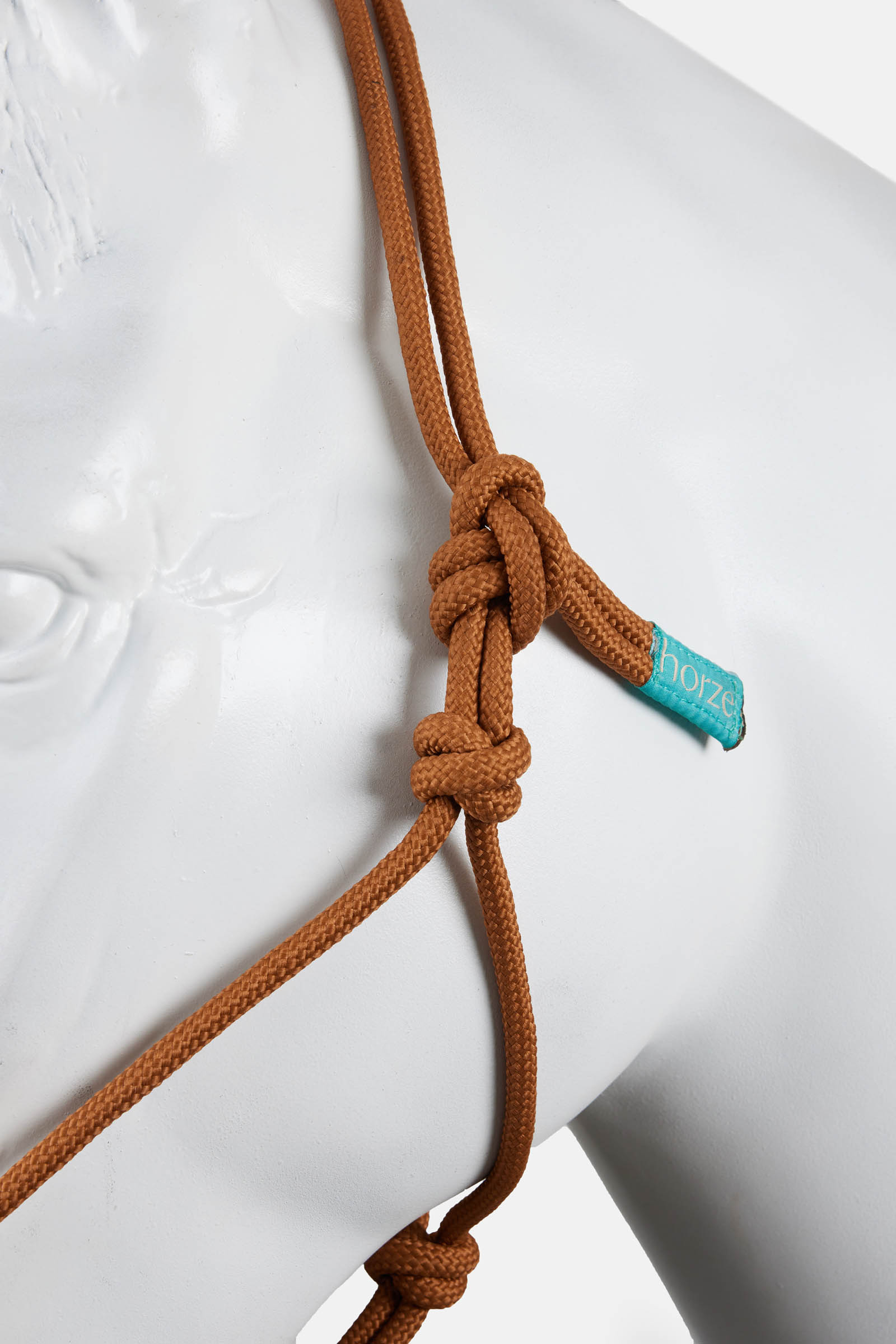 Horze rebgrime med perleudsmykning