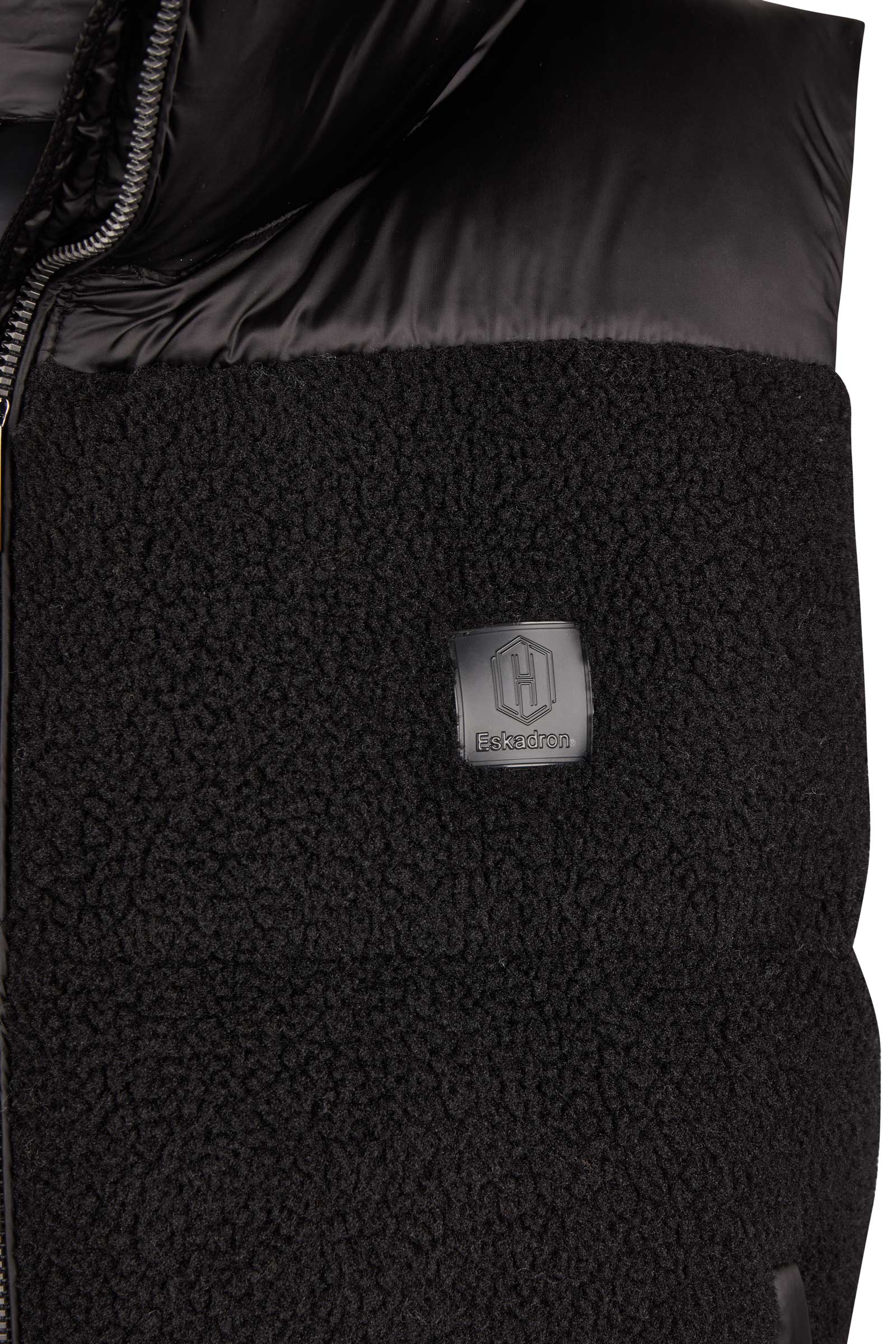 Eskadron Fanatics AW24 Vatteret Teddyfleece vest