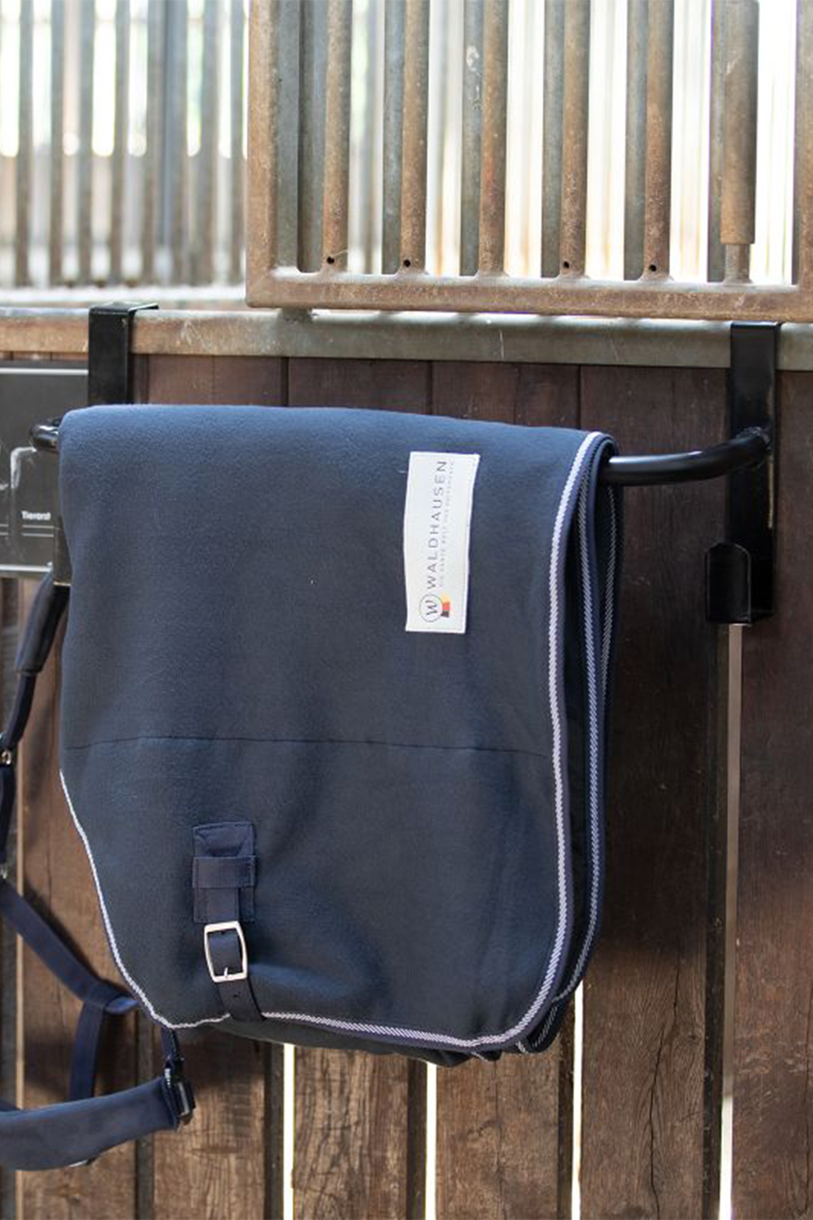 Tæppeholder til stald dør fra Waldhausen, justerbar