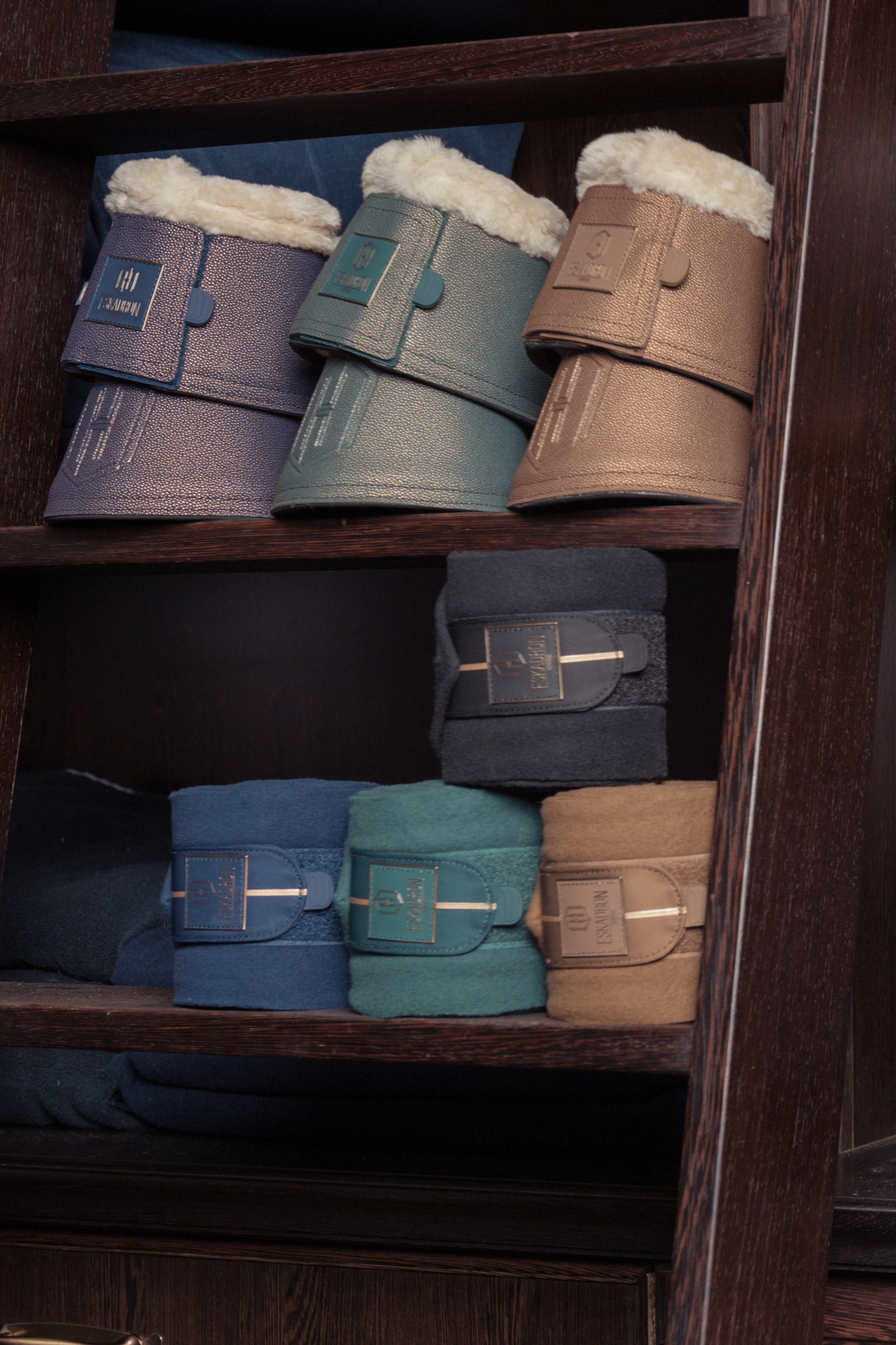 Eskadron Heritage AW24 Stingray Fauxfur Klokker