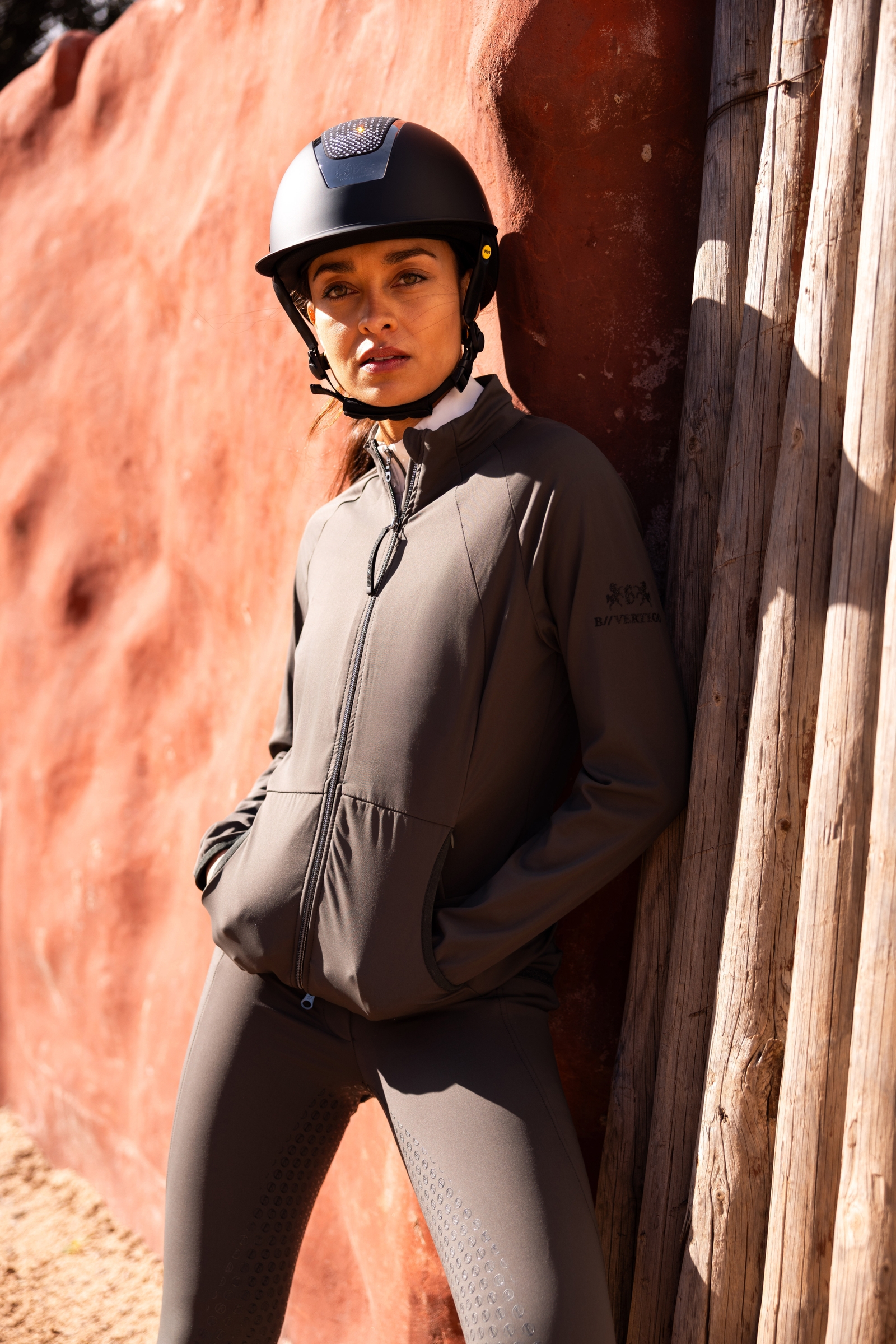 B Vertigo Evelina dame funktionel mellemlagsjakke  