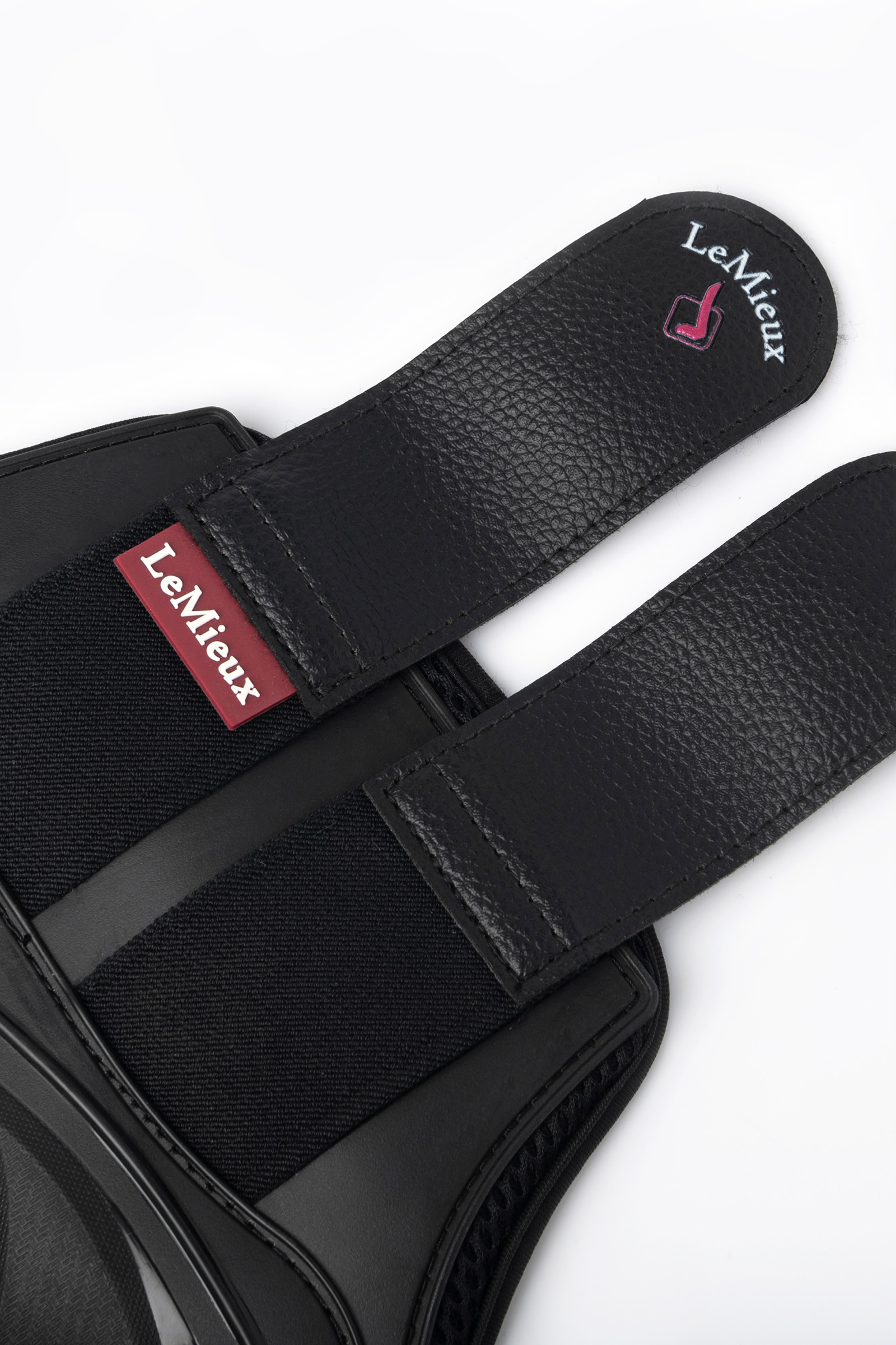 LeMieux ProShell Strygegamacher