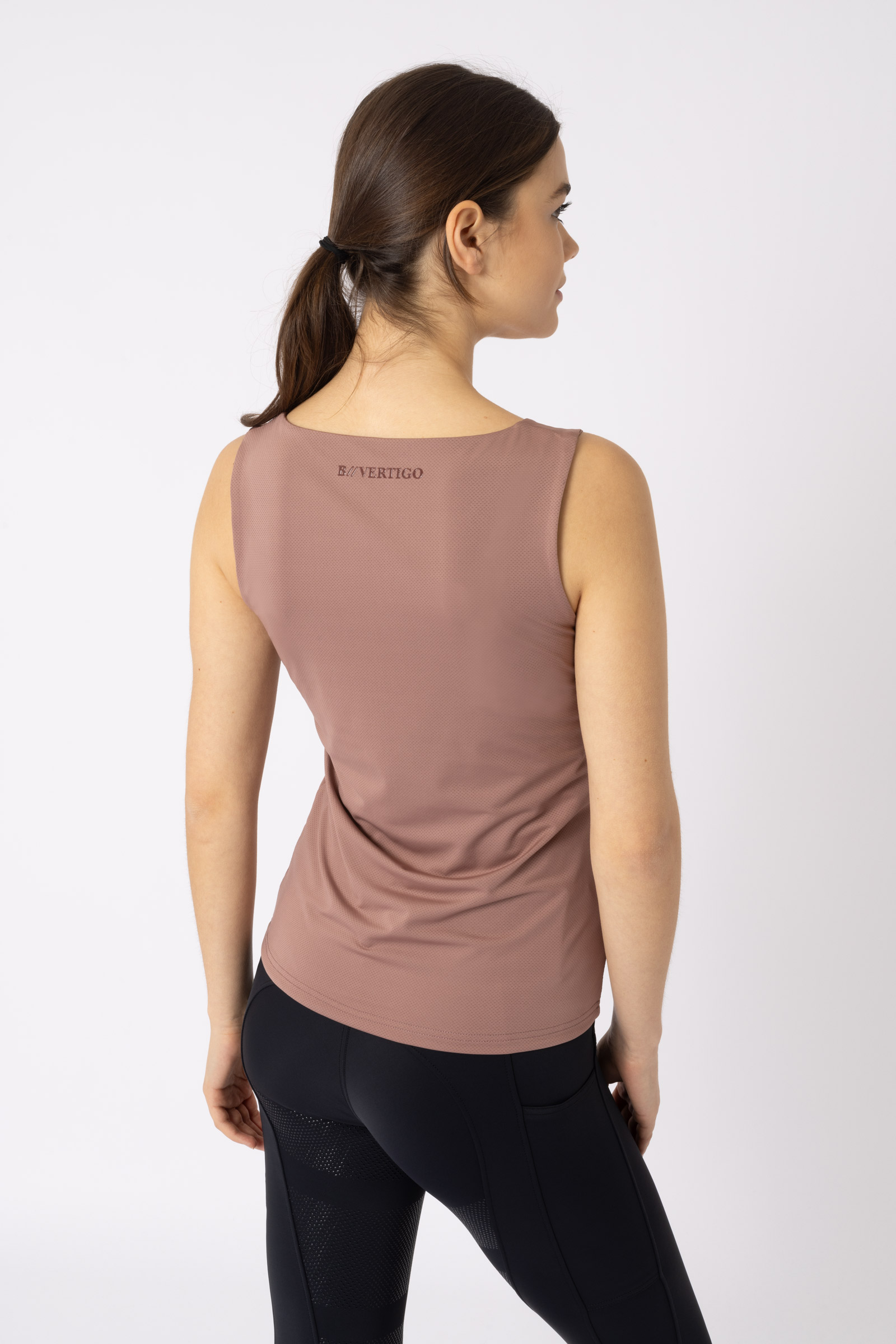 B Vertigo Adalyn Functional Training Top, damemodel
