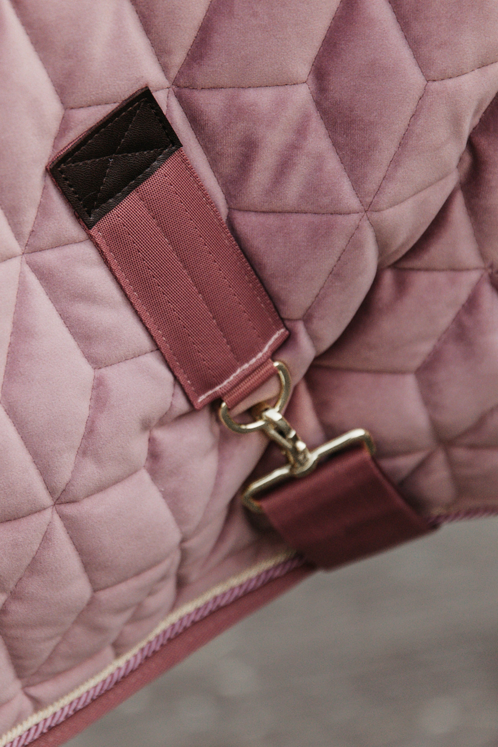 Kentucky Horsewear Velvet Showd&aelig;kken, 160 gr