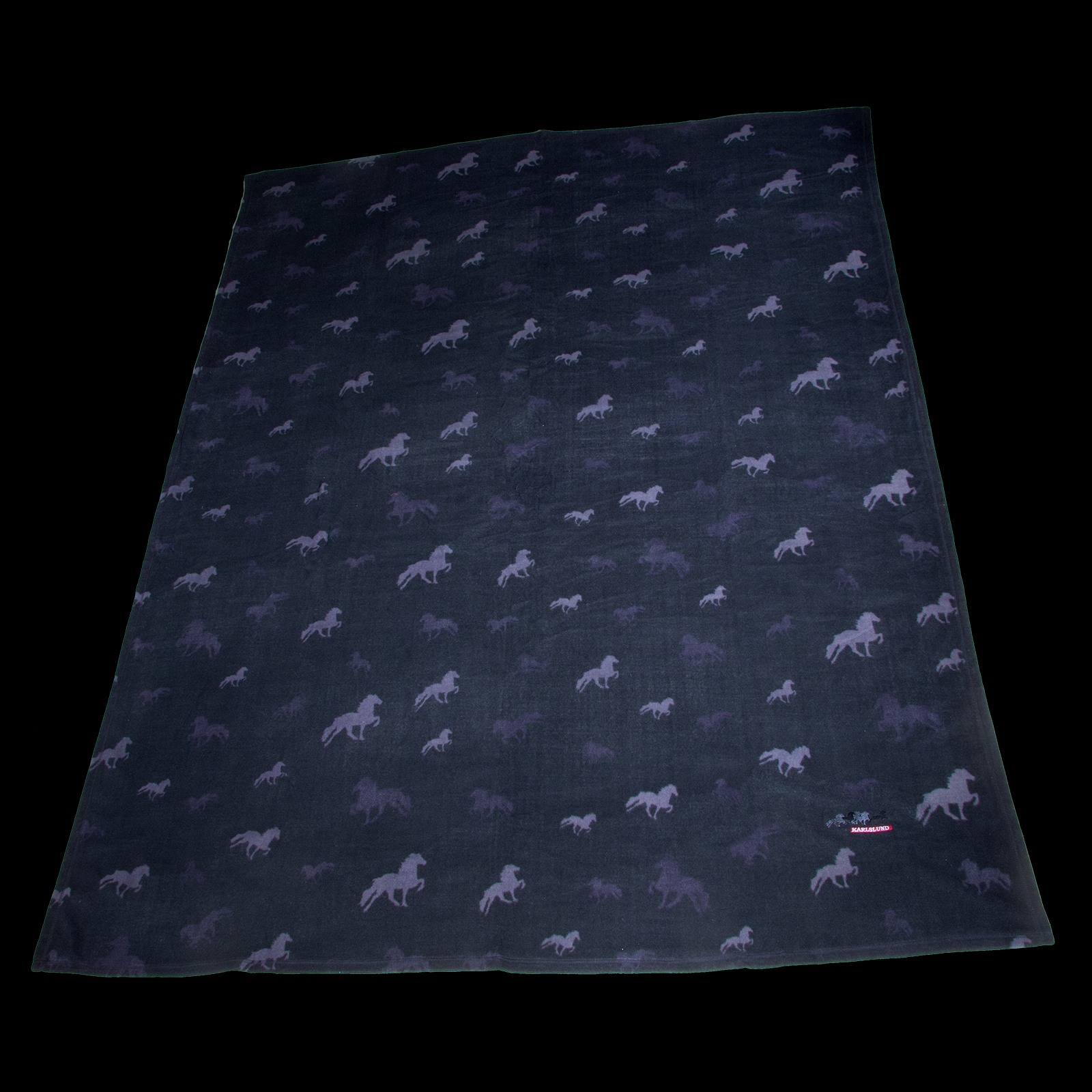 Karlslund fleecedækken med hest