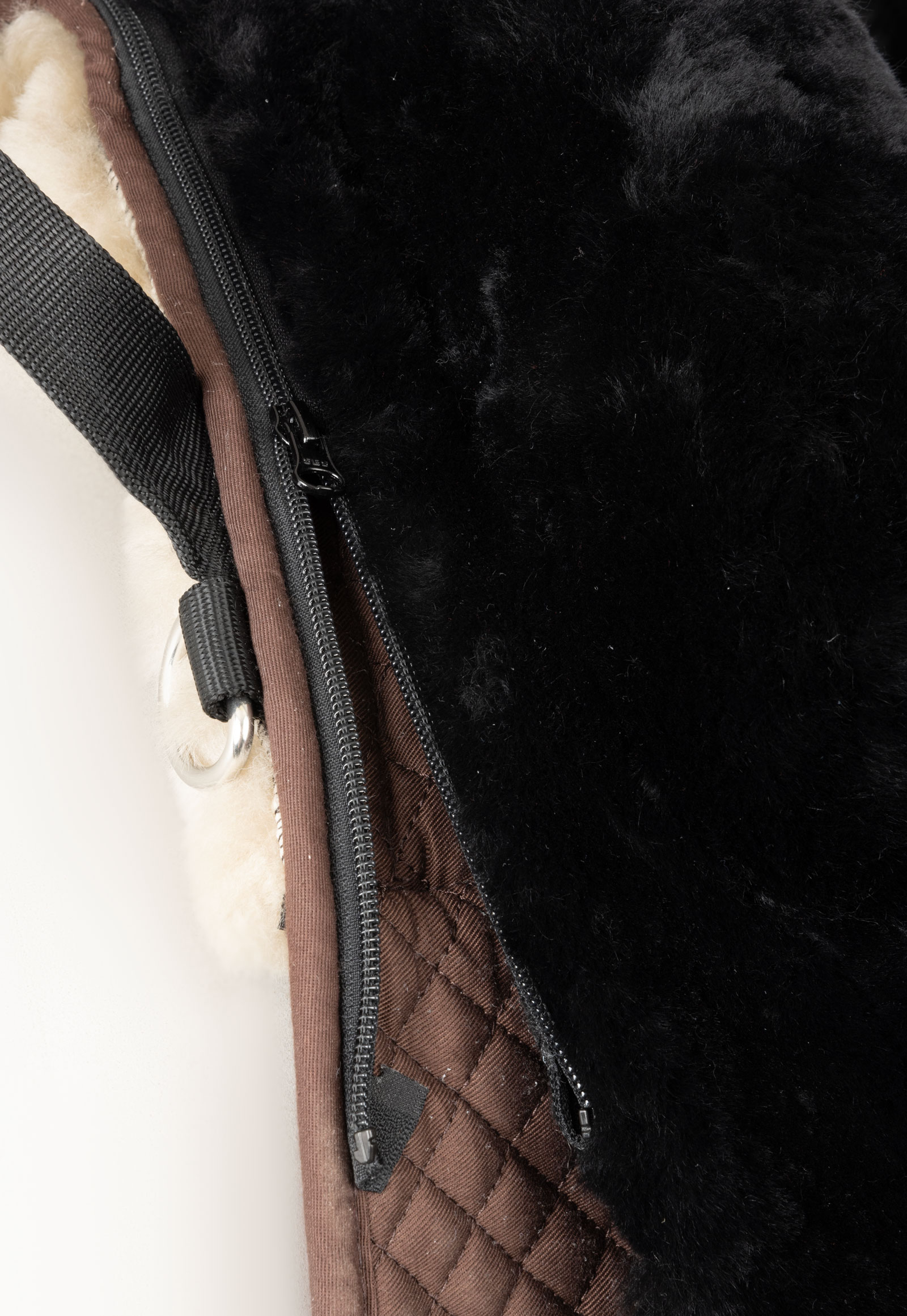 Horze ridepude i f&aring;reskind