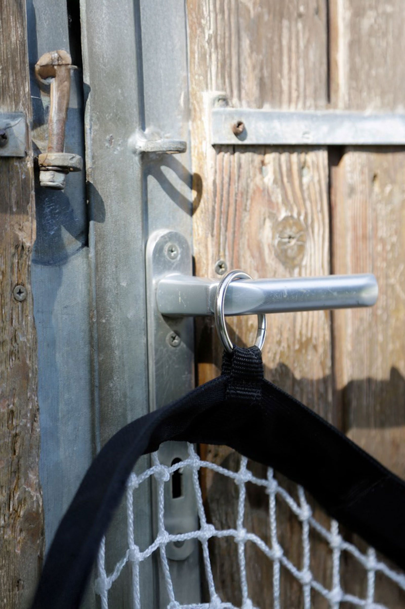 Kerbl Hønet med påfyldningshjælp, 83x83 cm (3x3cm)