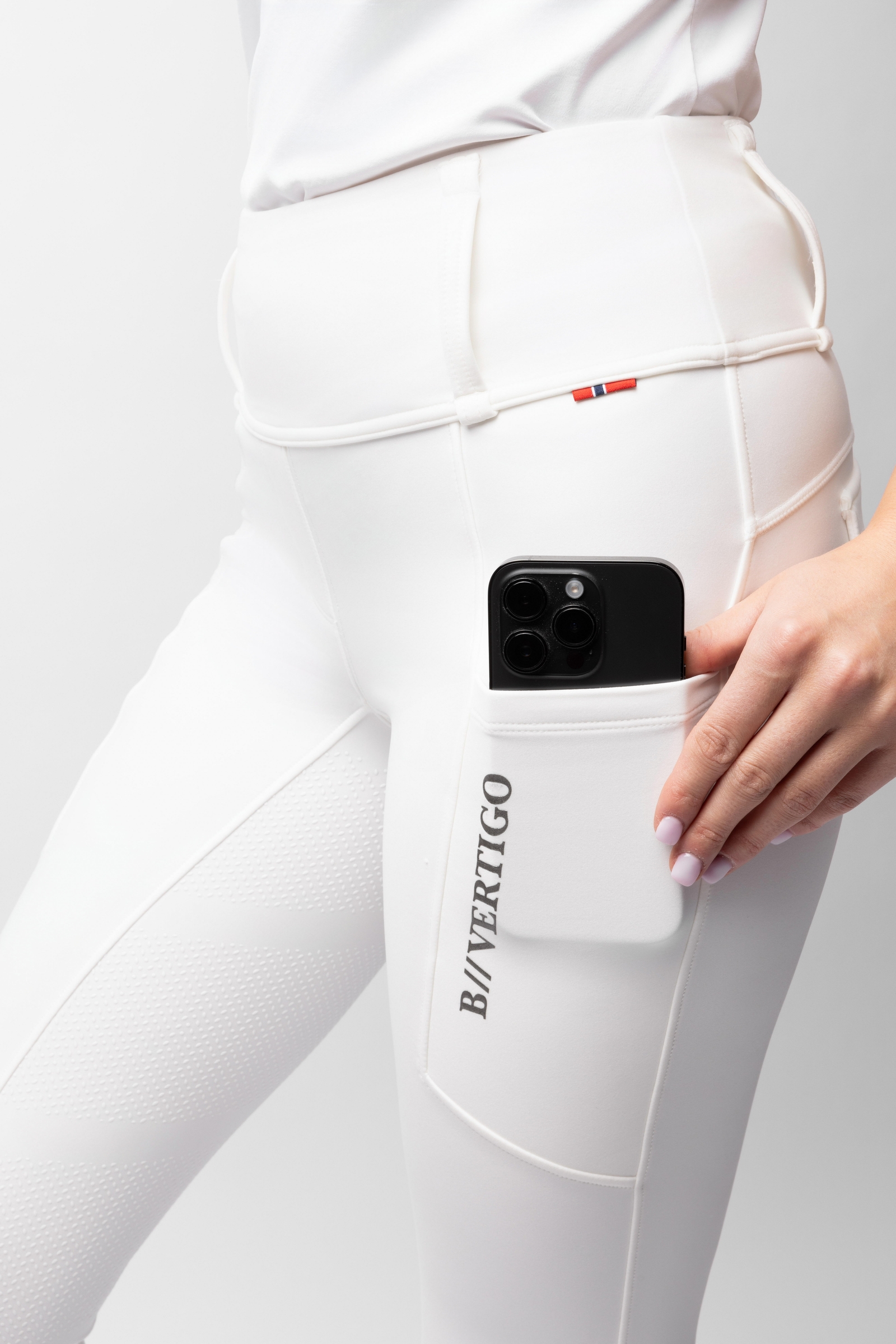 B Vertigo Chiara Ridebukser med fuldt s&aelig;de med kompression og hybrid-design  