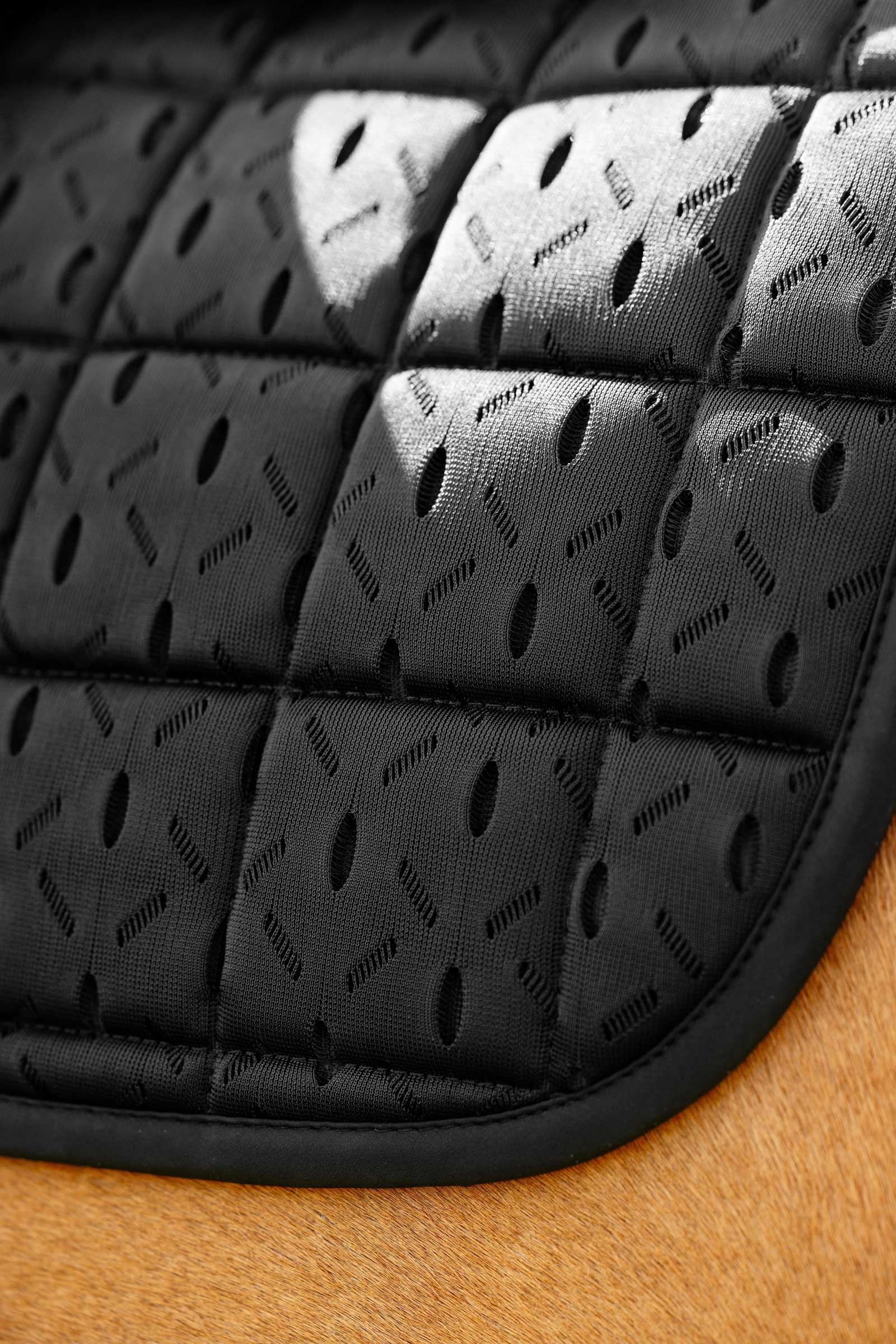 LeMieux 3D Mesh Self-Cool Eurojump Springunderlag