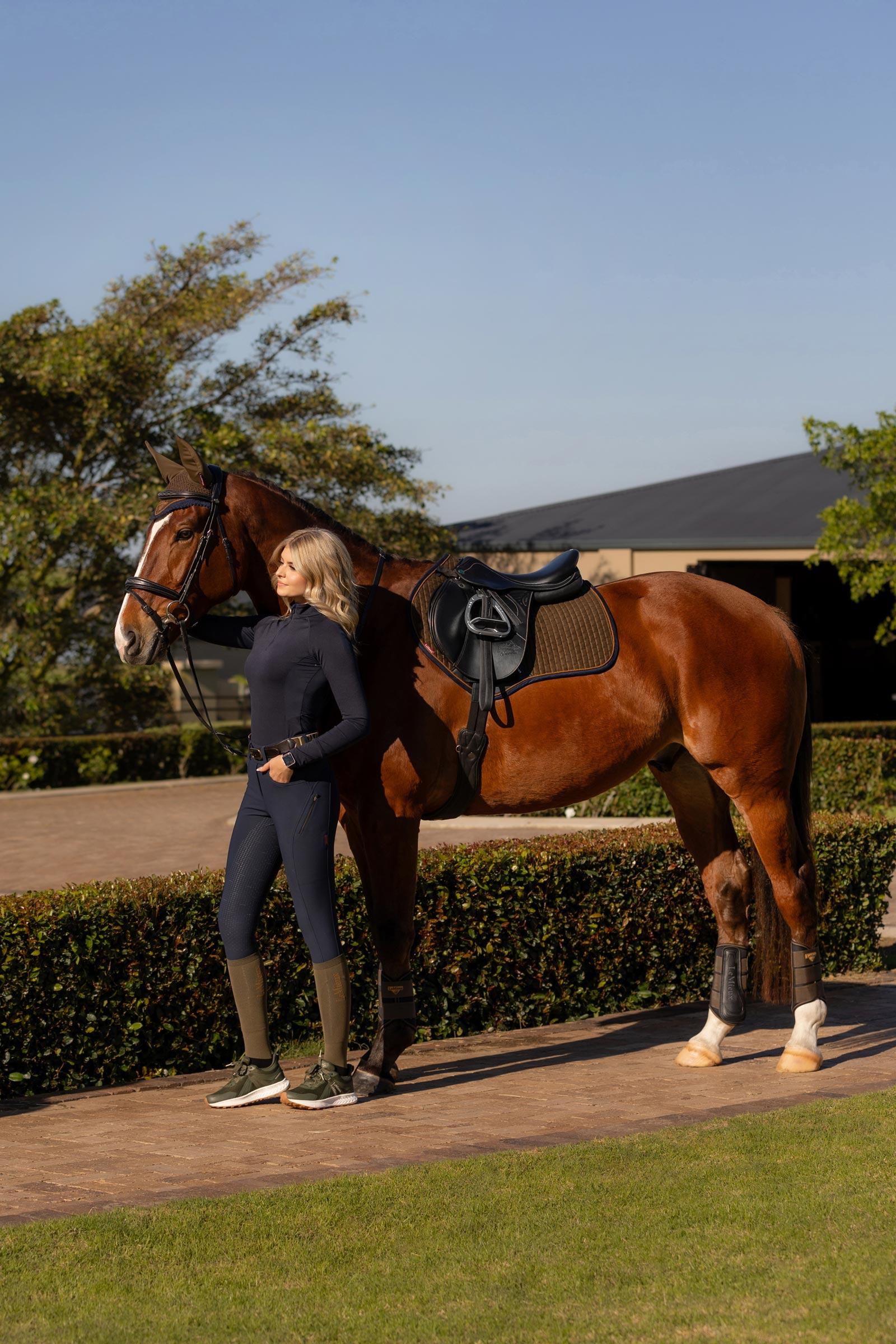 LeMieux Suede Square CC Sadelunderlag til springning