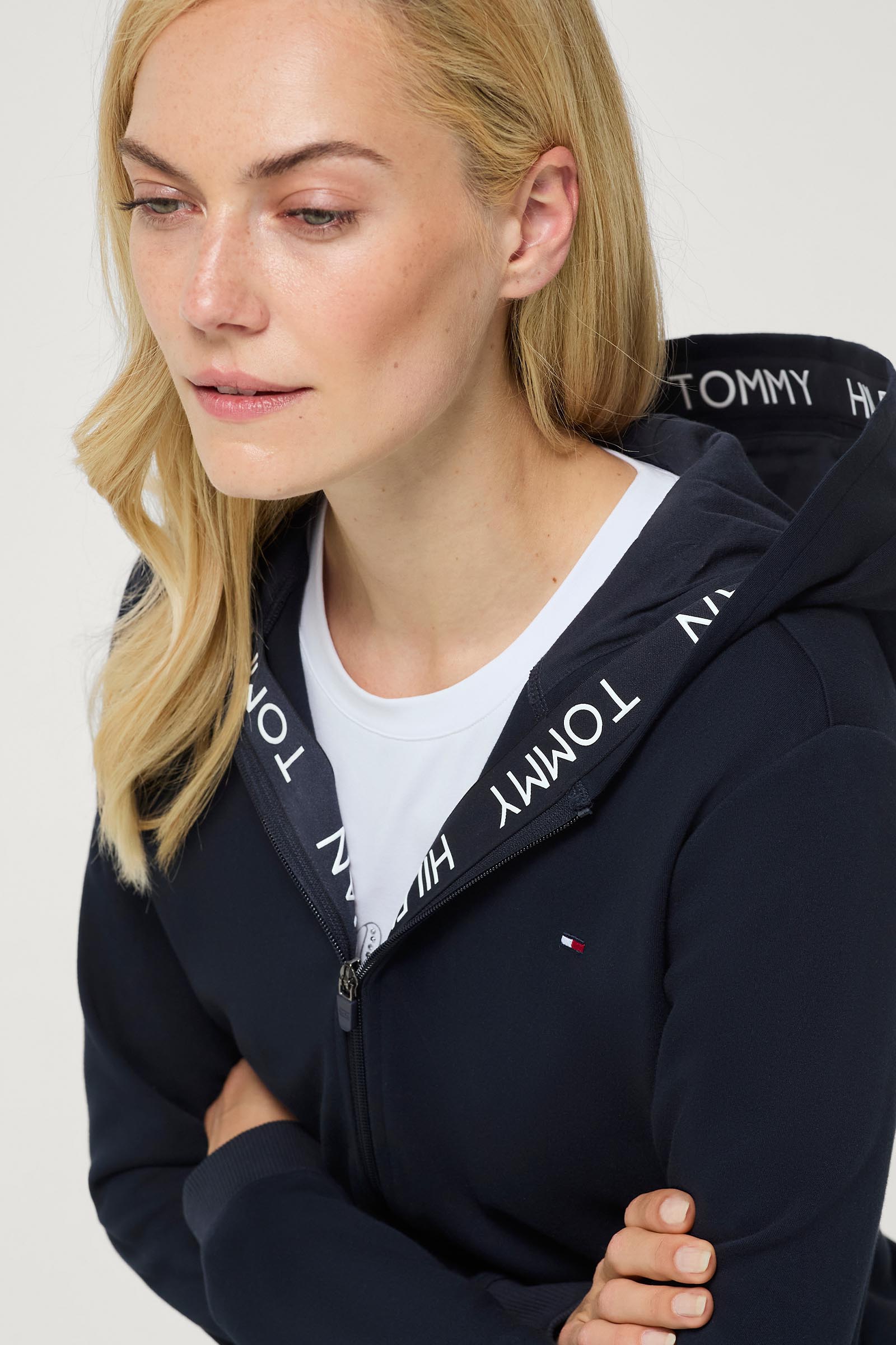Tommy Hilfiger Equestrian Beverly dame h&aelig;ttetr&oslash;je med lynl&aring;s