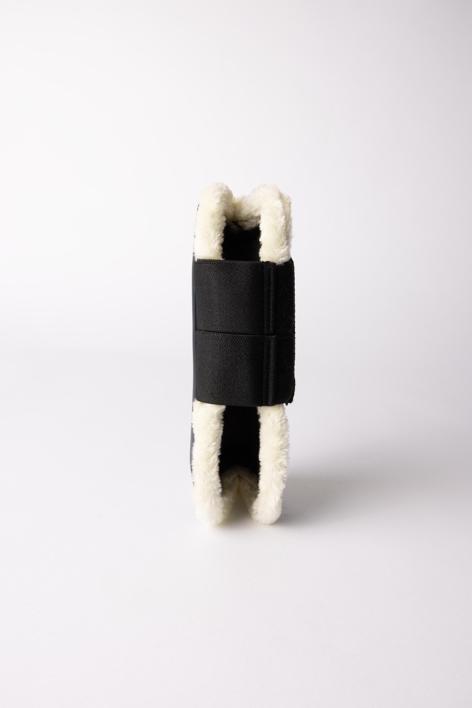 Horze Armour Airflow Senegamacher med kunstpels