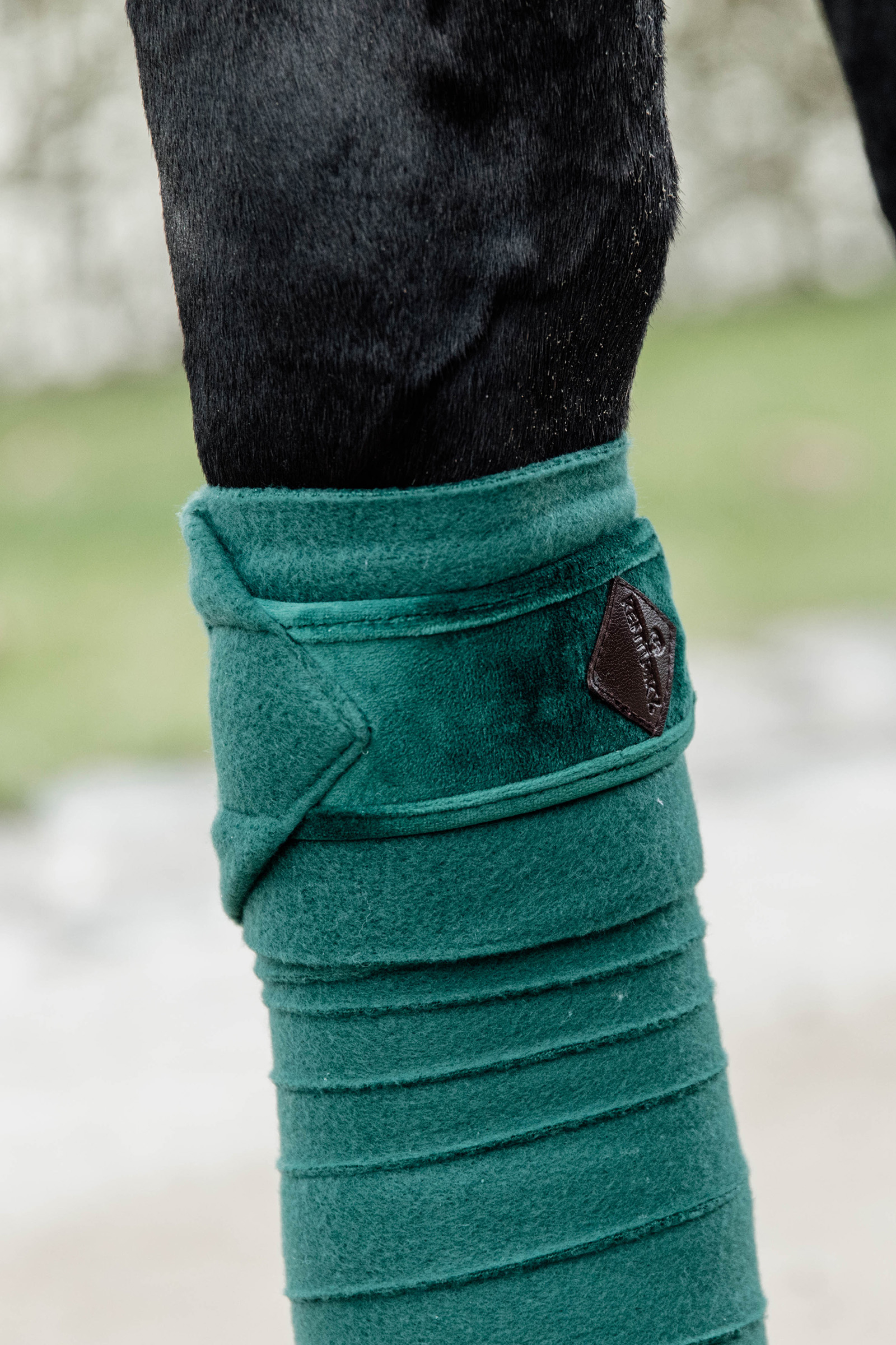 Kentucky Horsewear Polar Fleece Velvet bandager