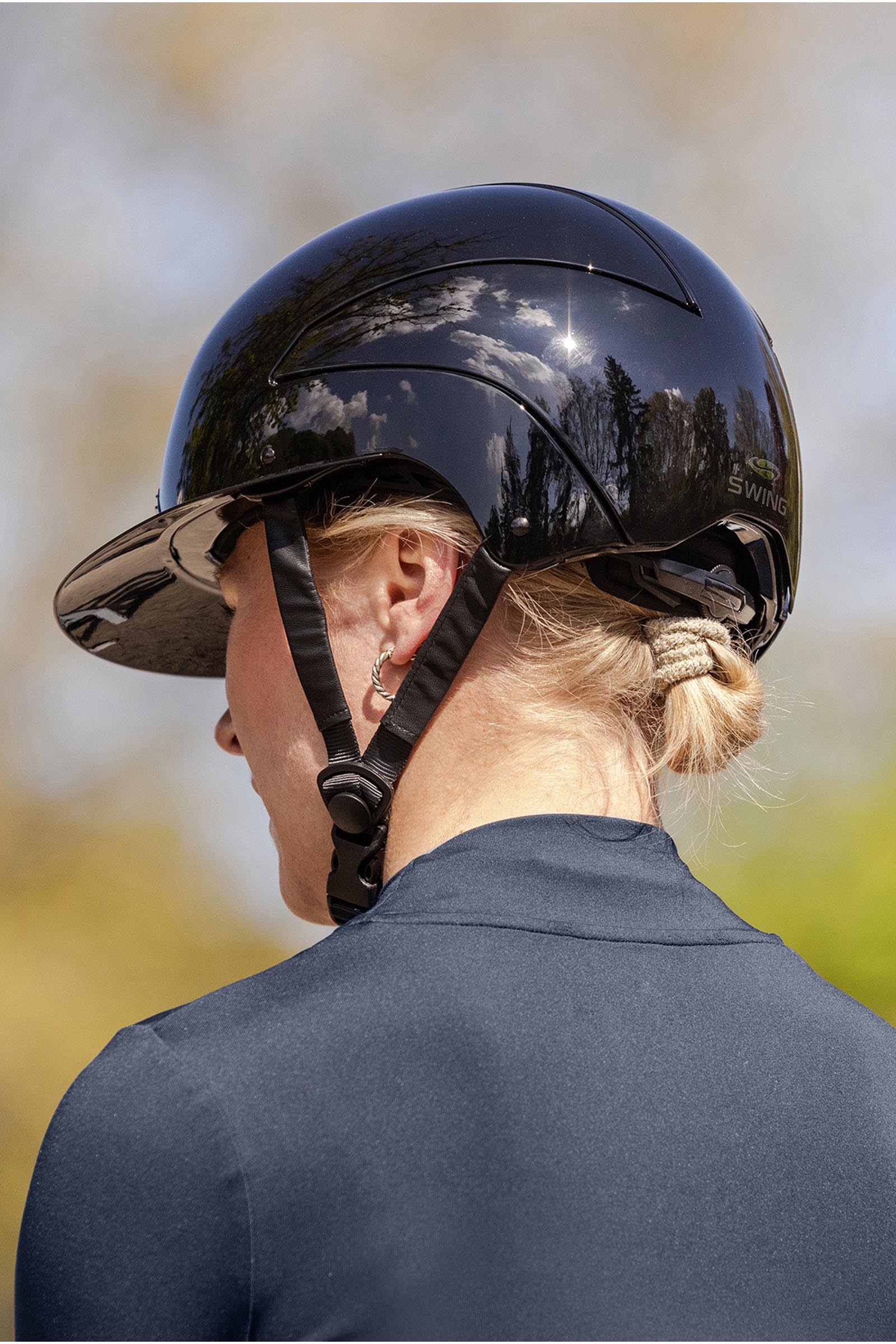 SWING H24 Lady Glossy ridehjelm