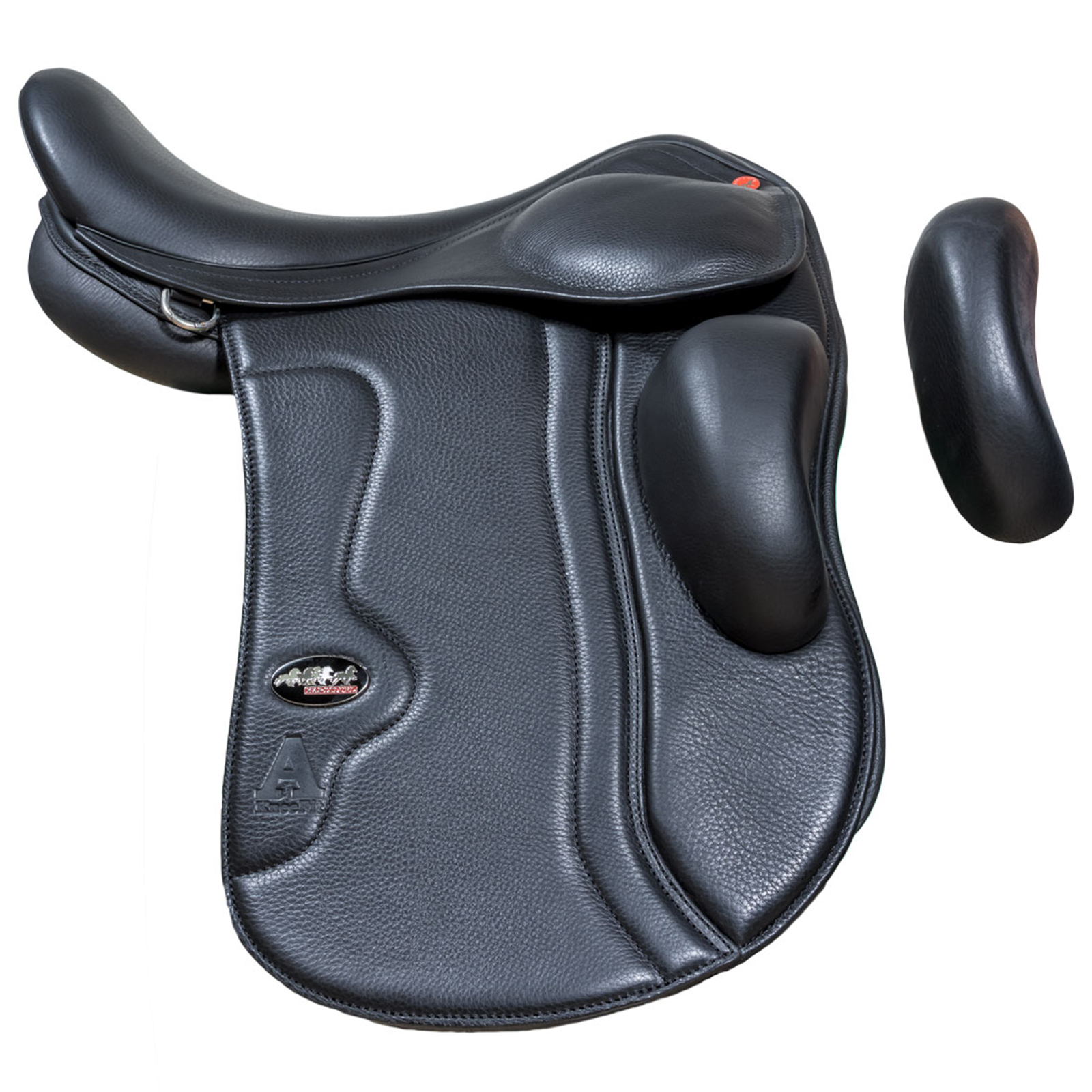 Karlslund A Saddle, Kneefit