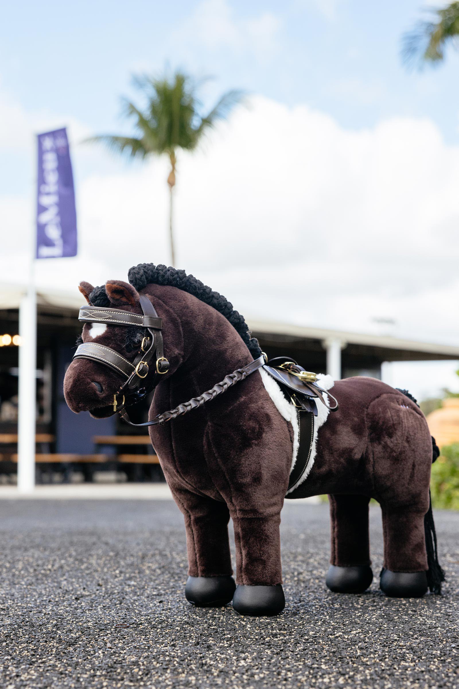 LeMieux Hunter sadelunderlag og gjord til leget&oslash;jspony