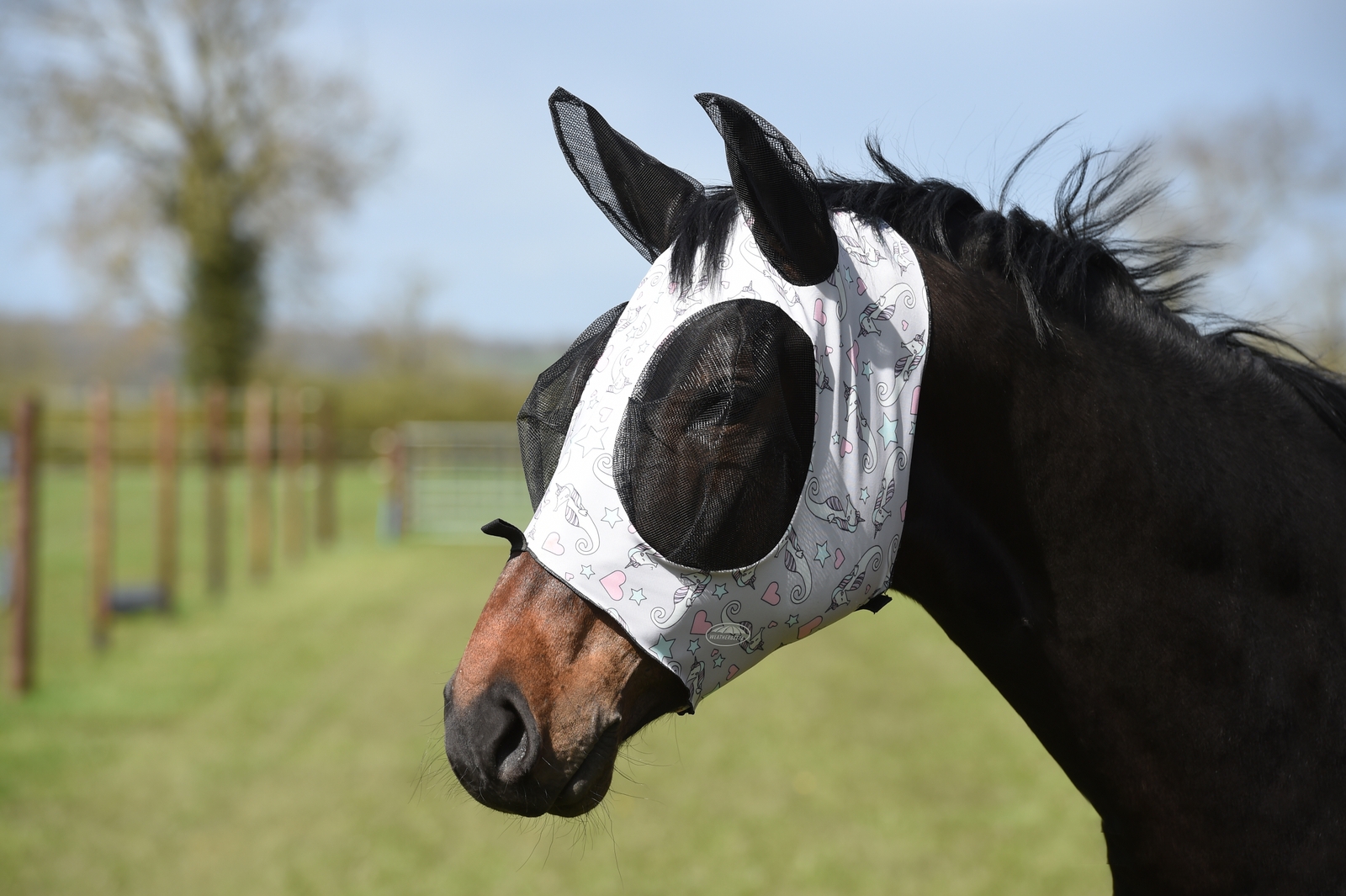 Grey/Black Weatherbeeta Deluxe  Stretch Bug Eye Saver med &oslash;rer