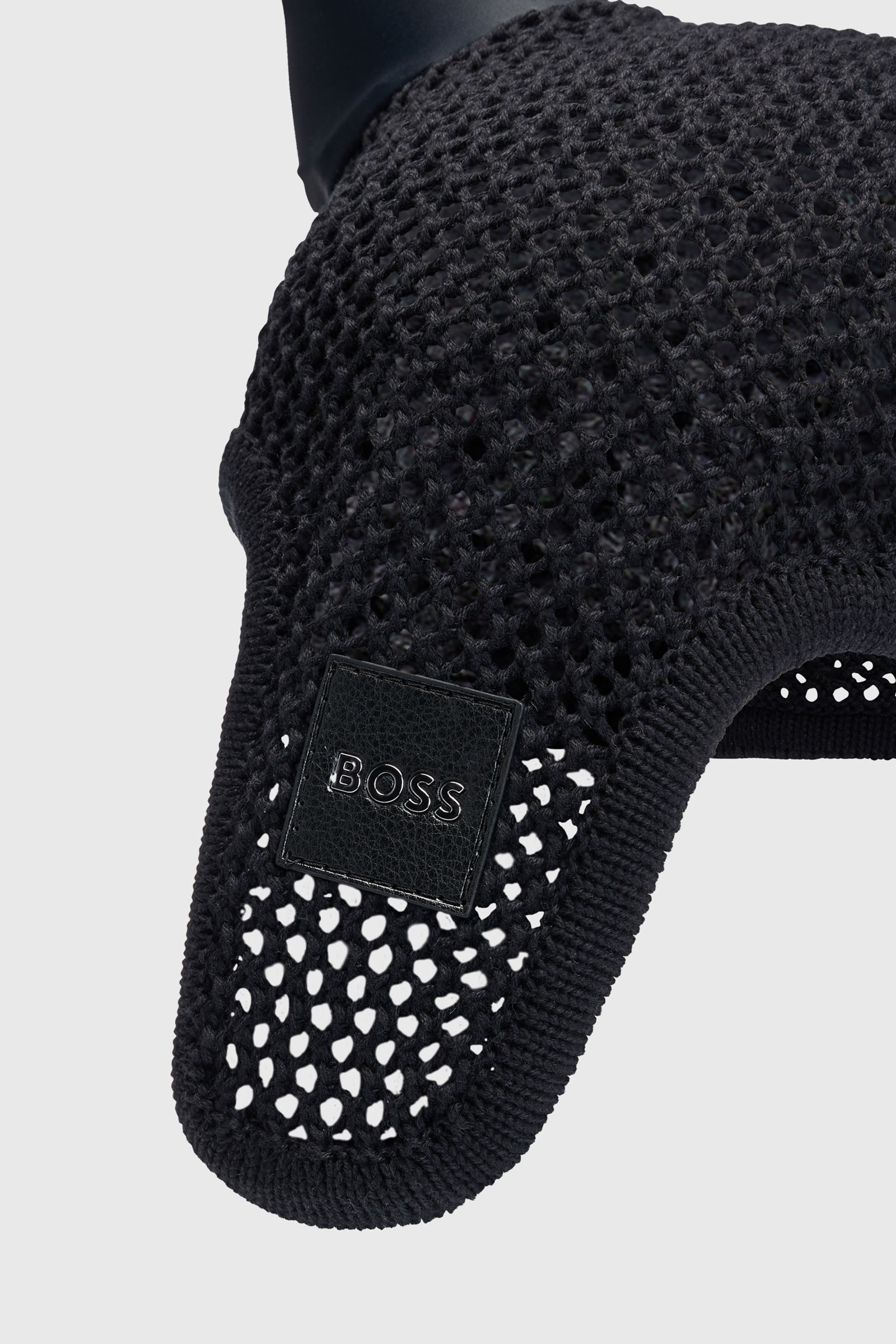 Boss monokrome fluemasker