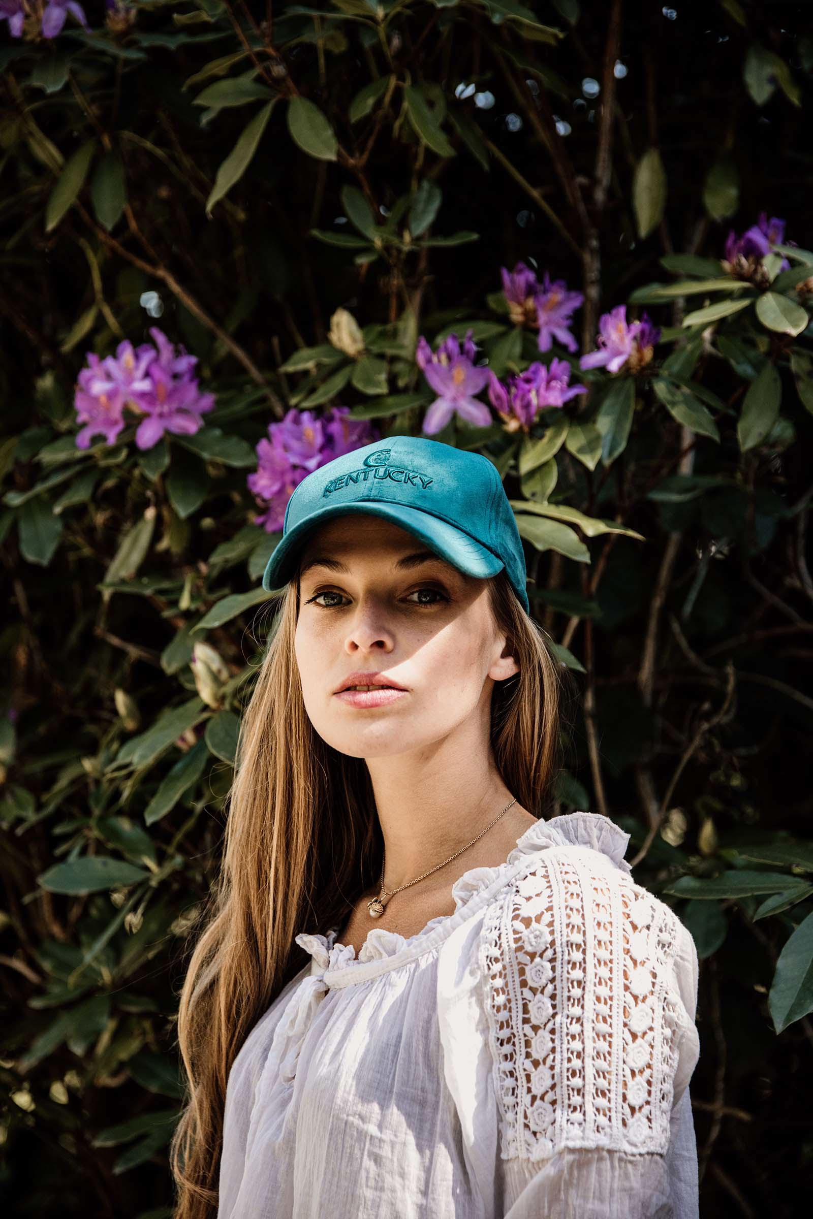 Kentucky Horsewear Velvet Kasket