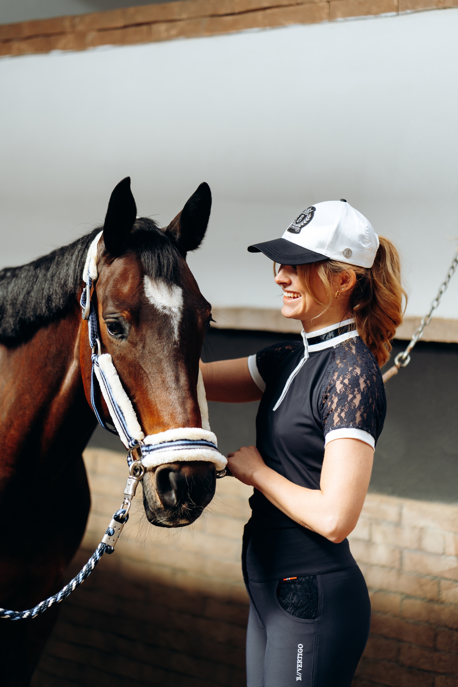 B Vertigo satin kasket