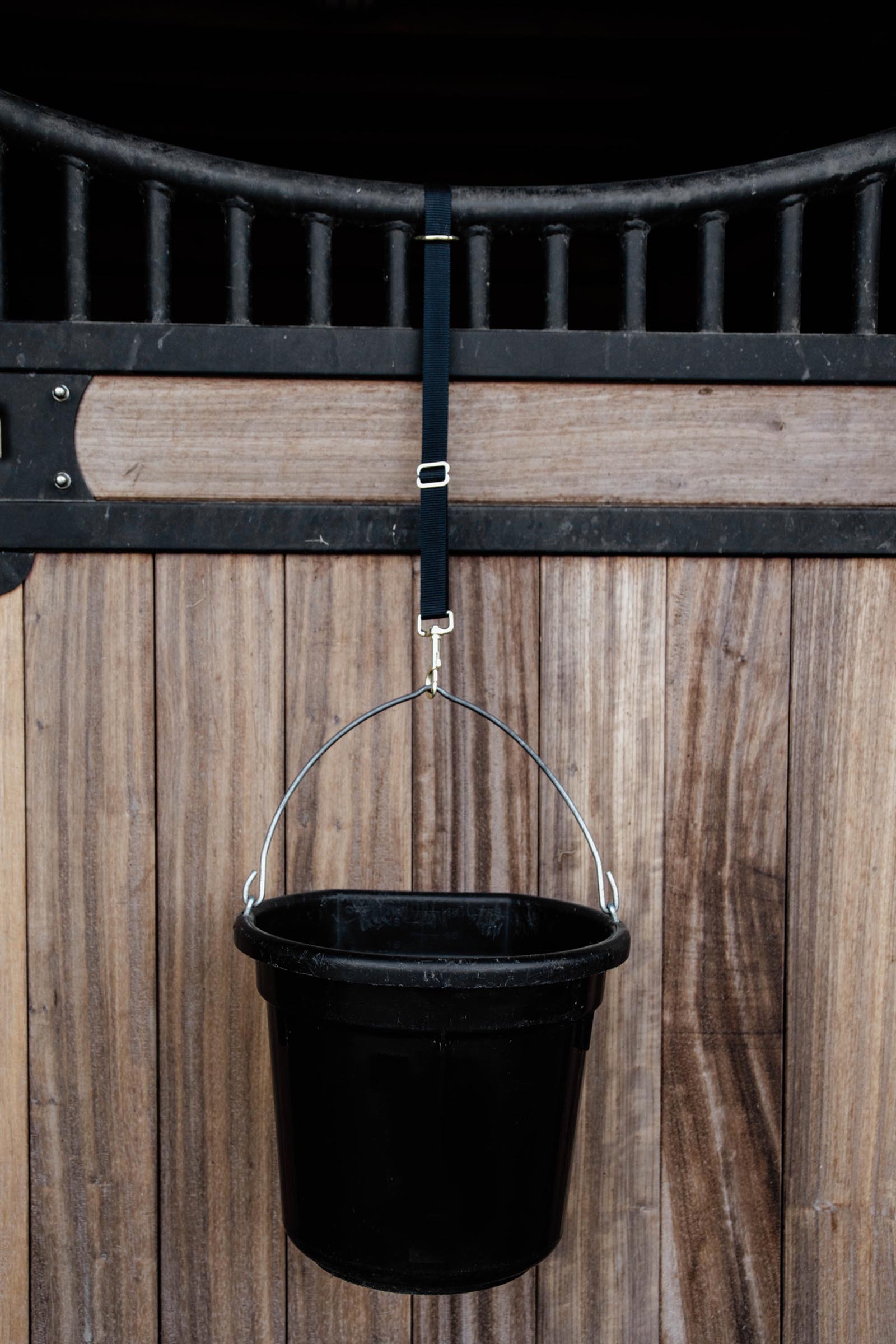 Kentucky Horsewear lang nylon holder med krog og ring  