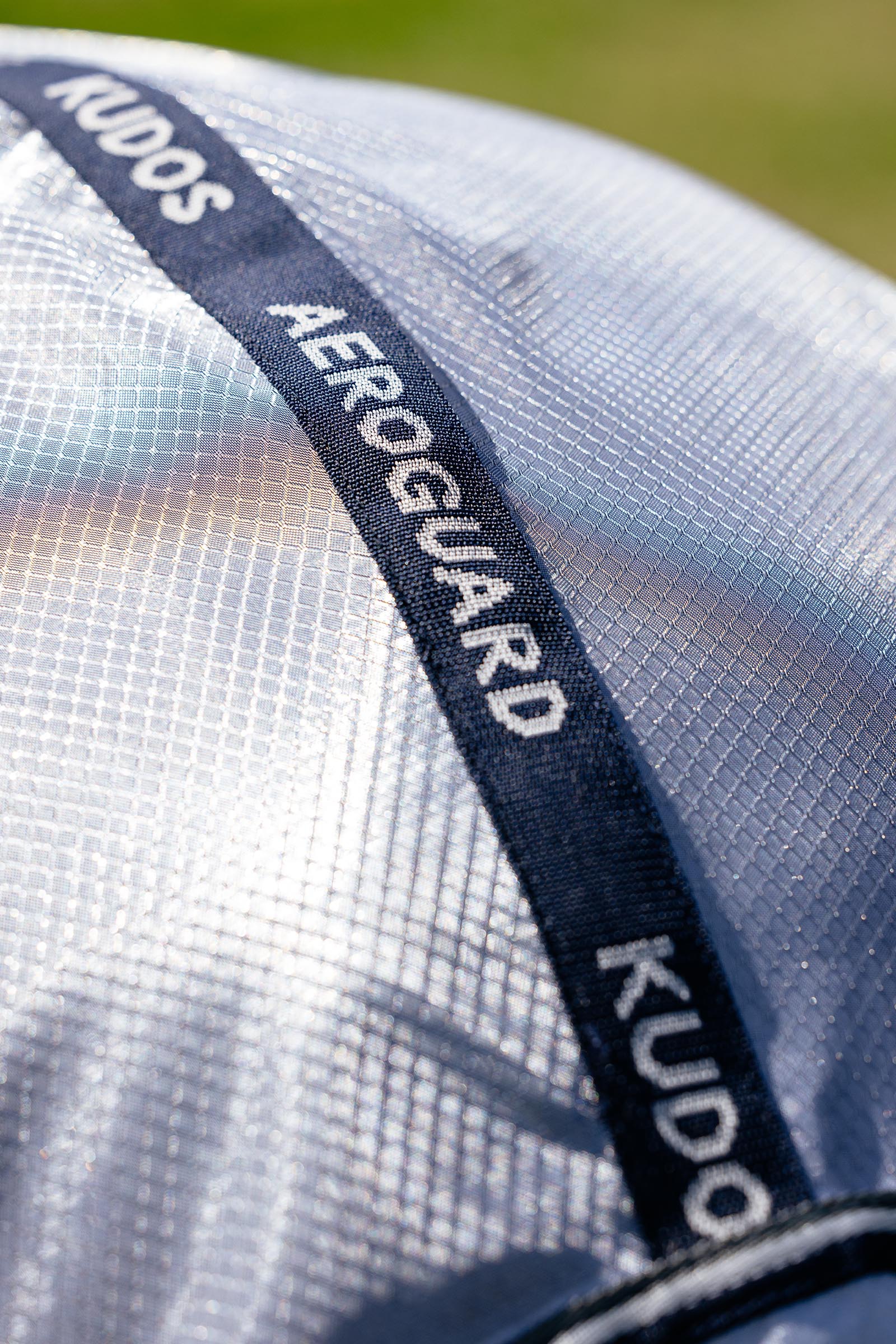 LeMieux Kudos AeroGuard flued&aelig;kken med aftagelig hals